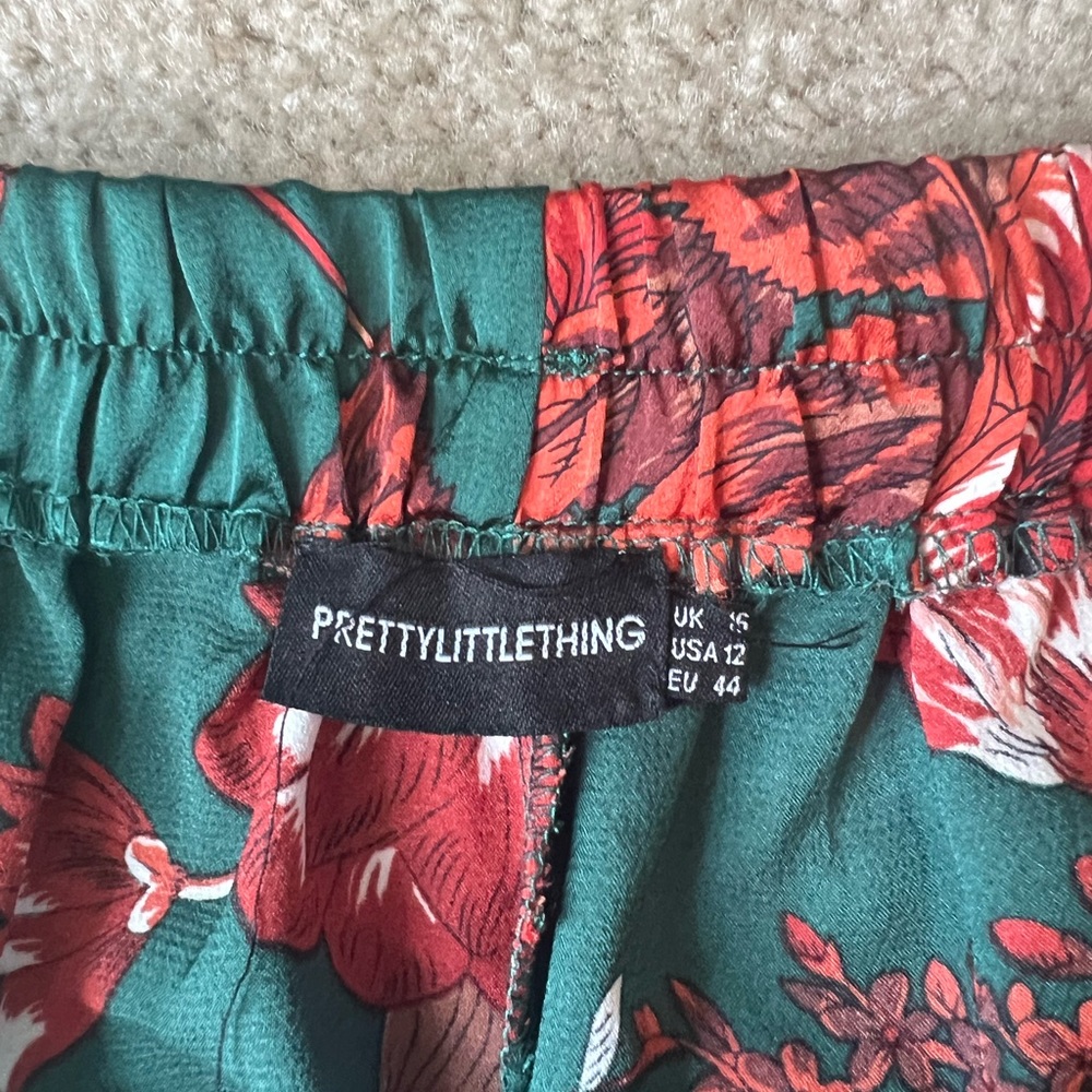 Flowy shorts - Picture 2 of 2